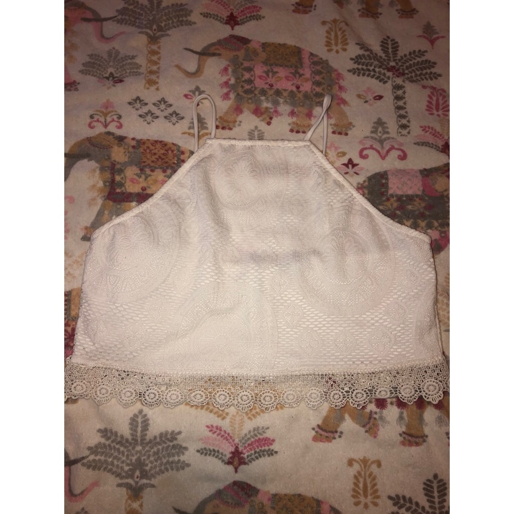 Woman’s half shirt 🤩